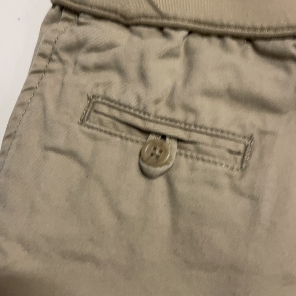 Liz Lange maternity khaki shorts size S - Picture 2 of 7
